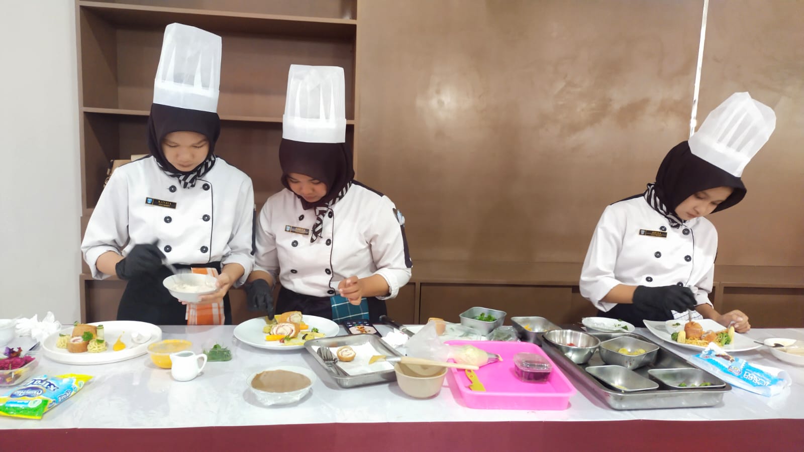 Service Photo