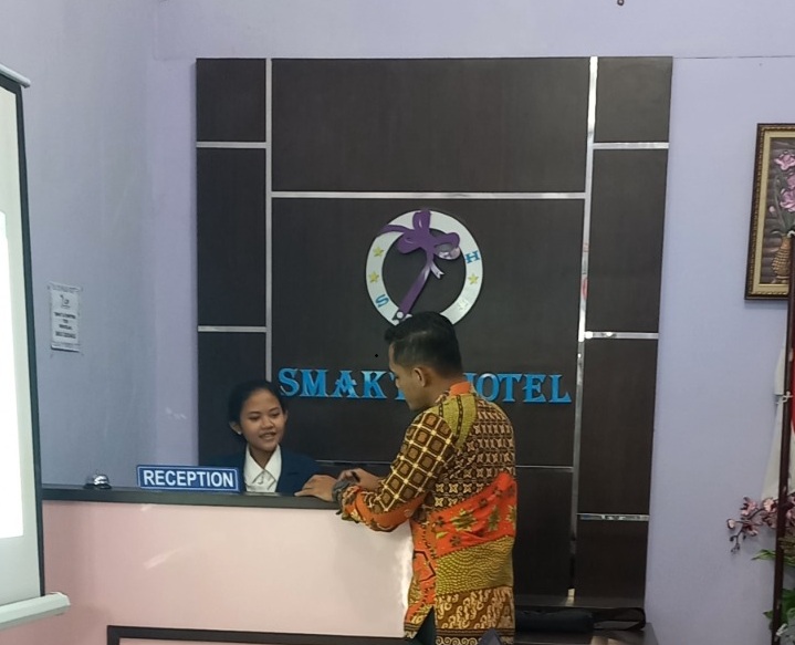 Service Photo